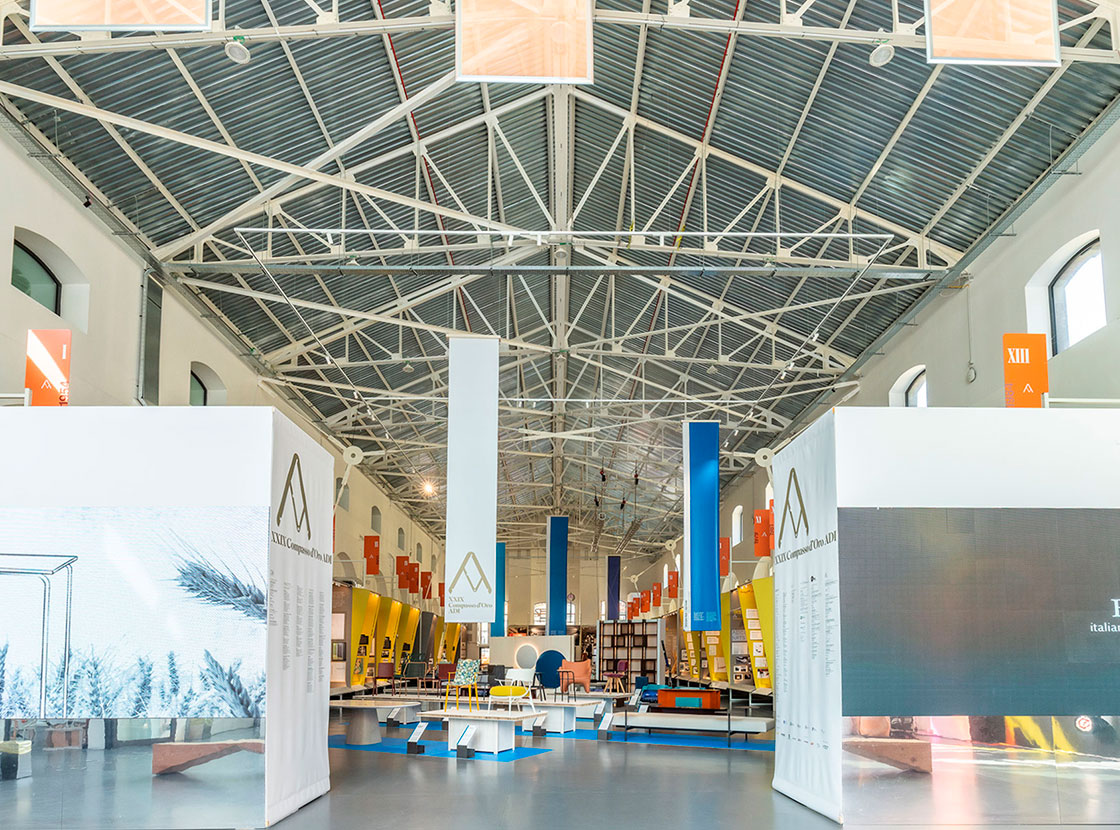 Porro @ XXIX Compasso d'Oro ADI Exhibition